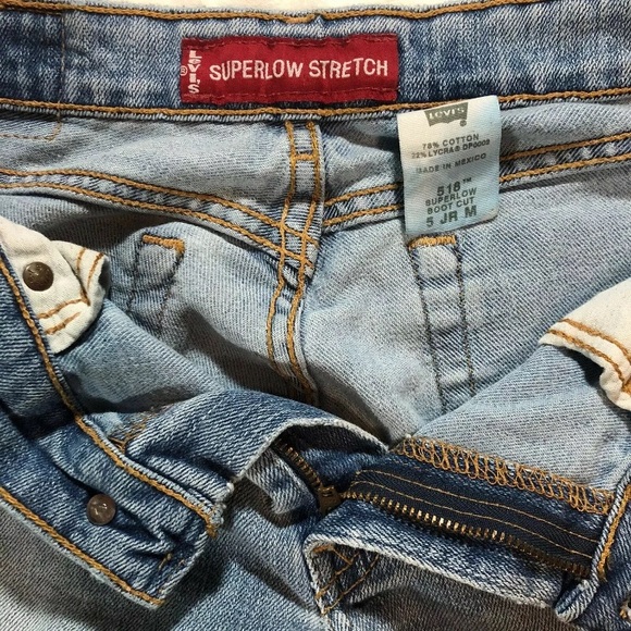 Levi's 518 Superlow Stretch Bootcut Jr Jeans - Picture 4 of 7